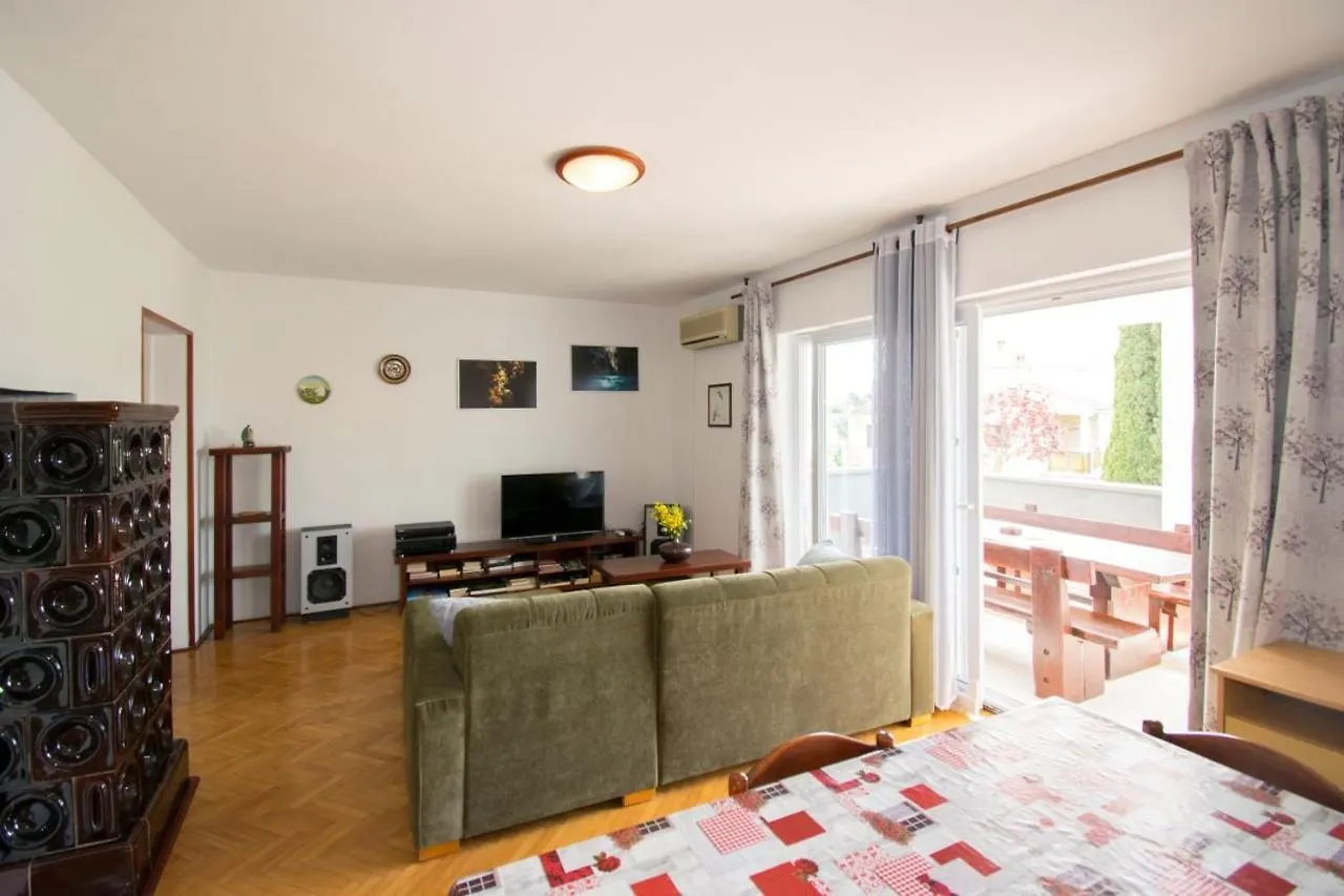 Apartment Apartman V In Premantura Near The Center Of Town